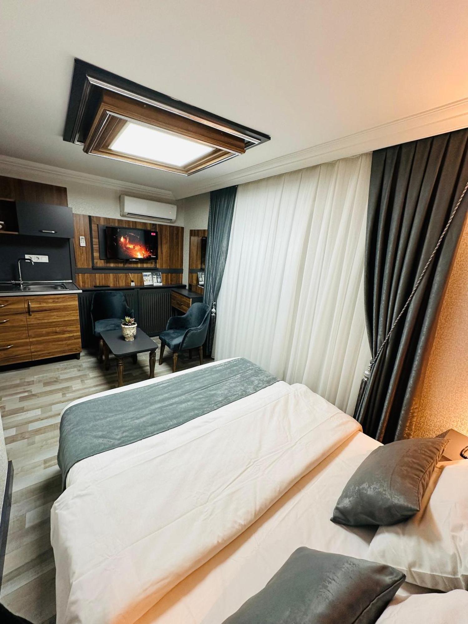 Taksim La Serena Hotels Istanbul Exterior foto