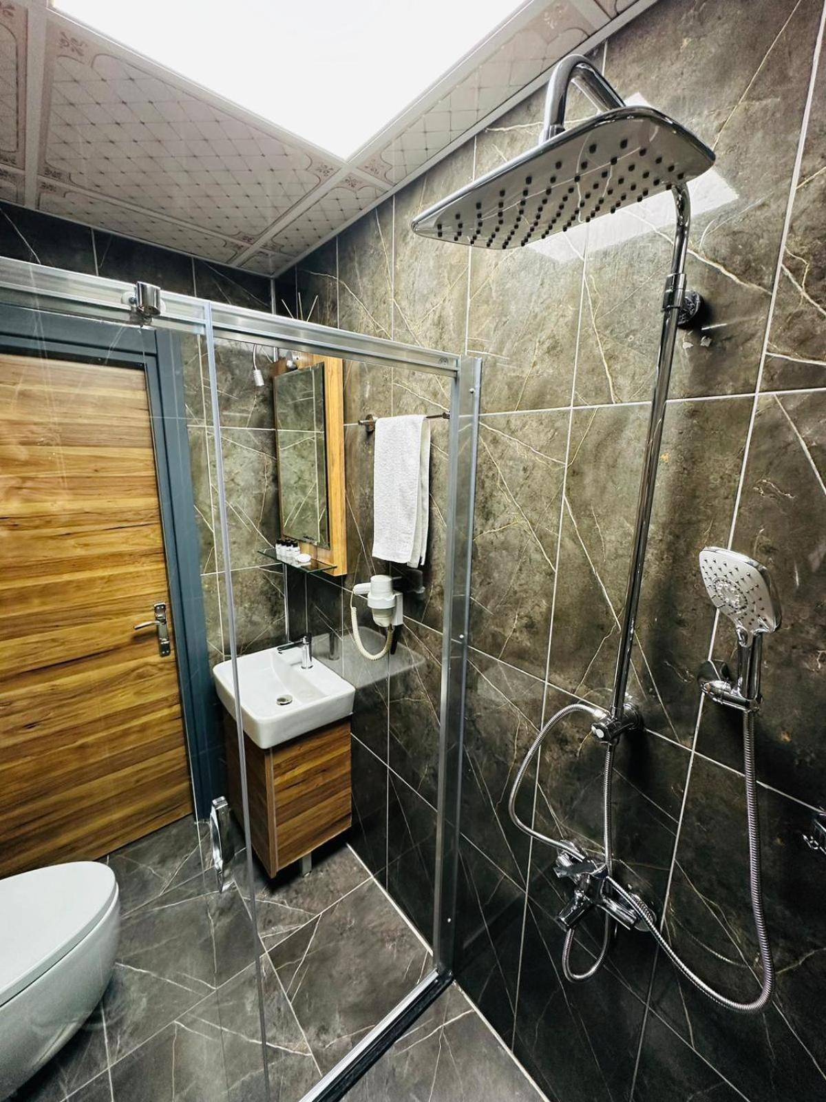 Taksim La Serena Hotels Istanbul Exterior foto