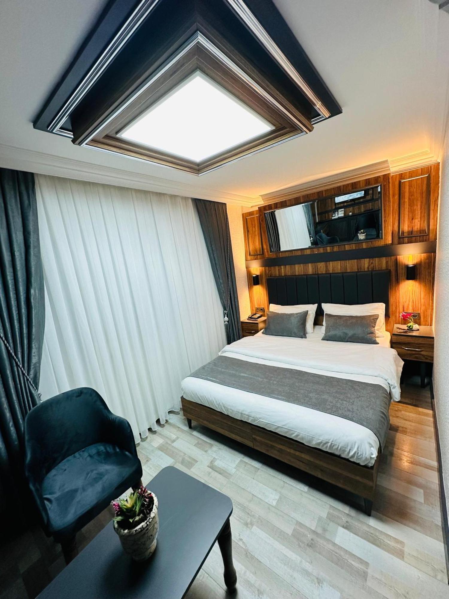 Taksim La Serena Hotels Istanbul Exterior foto