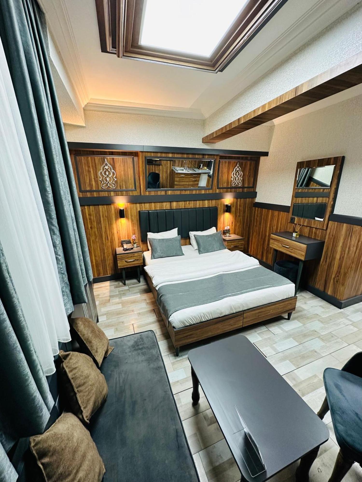 Taksim La Serena Hotels Istanbul Exterior foto